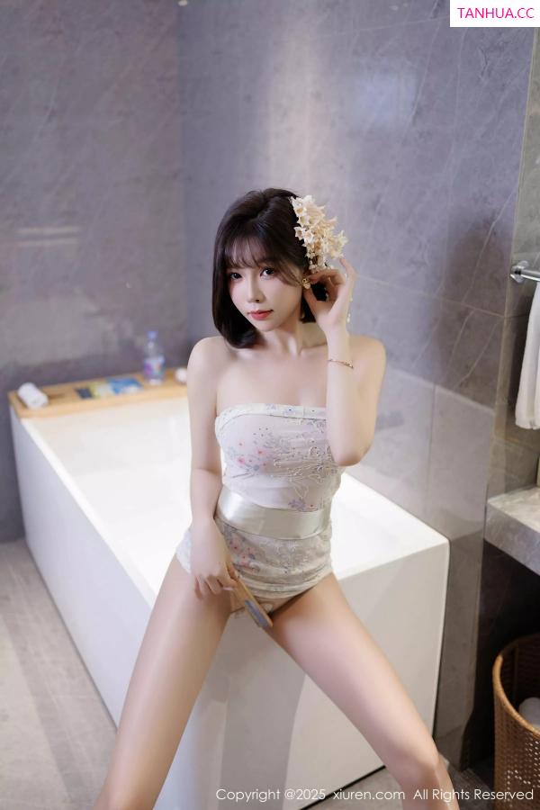 陈芝 芝芝Booty [XiuRen]高清写真图 2025.03.20 No.10048 徐莉芝Booty 婀娜妩媚第50张图片
